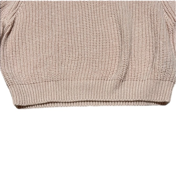 Francesca’s Pink Sweater - Picture 5 of 7